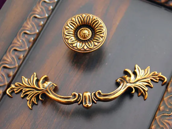 Furniture Hardware Drop Pulls - Maniglie per cassetti vintage Maniglie a