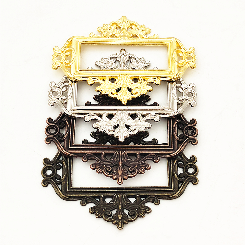 Maniglia per etichette Retro C - Furniture Hardware Names recensione e prezzo